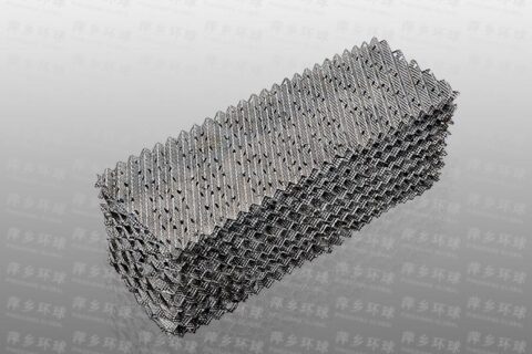 Metallic structured packing